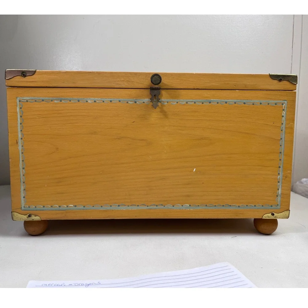 Vintage Tole Hand Painted Wooden Storage Trunk‎ Folk Art Chest Geese Signed 1989